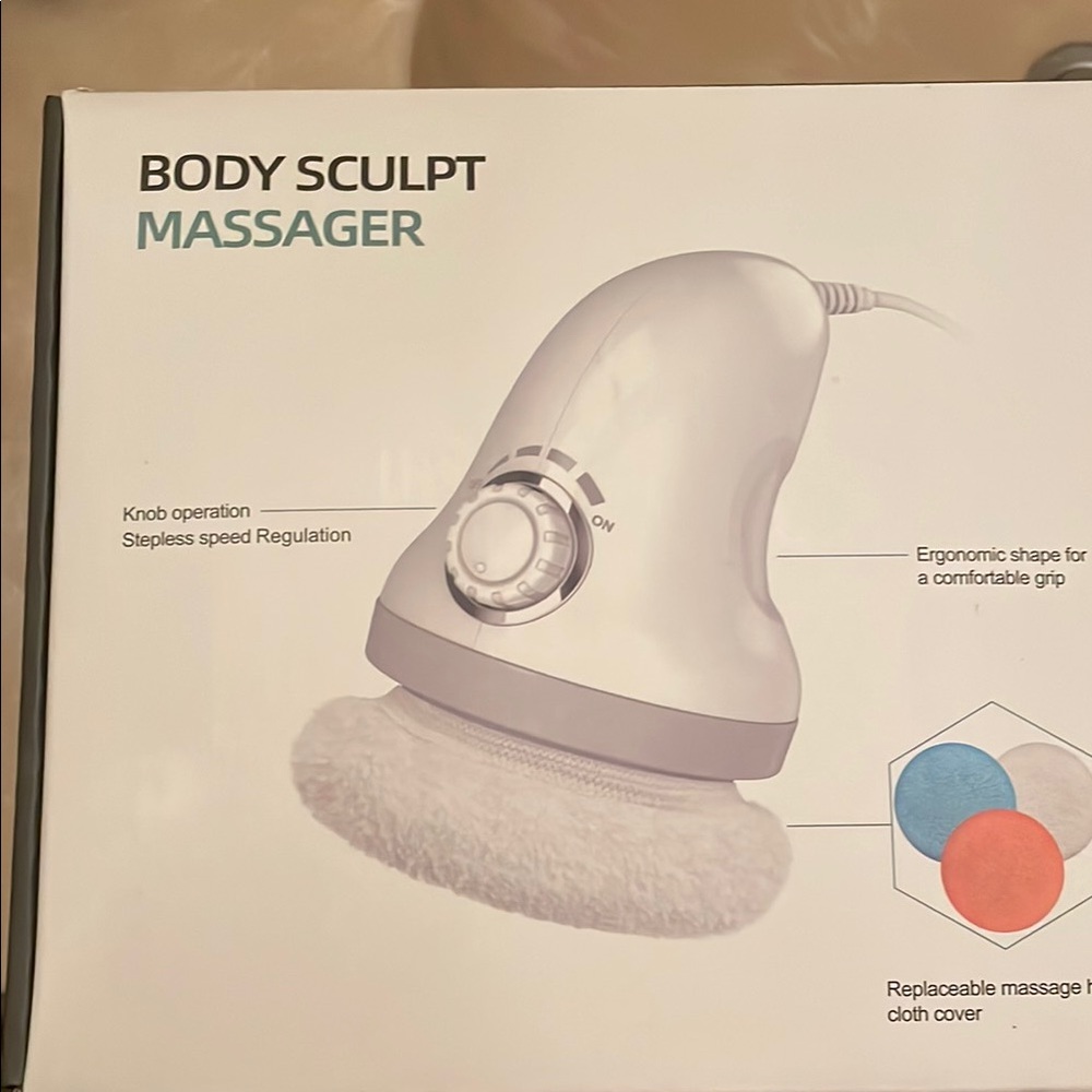 White Ergonomic Bath Massager with Interchangeable Heads